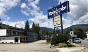 Revelstoke Lodge
